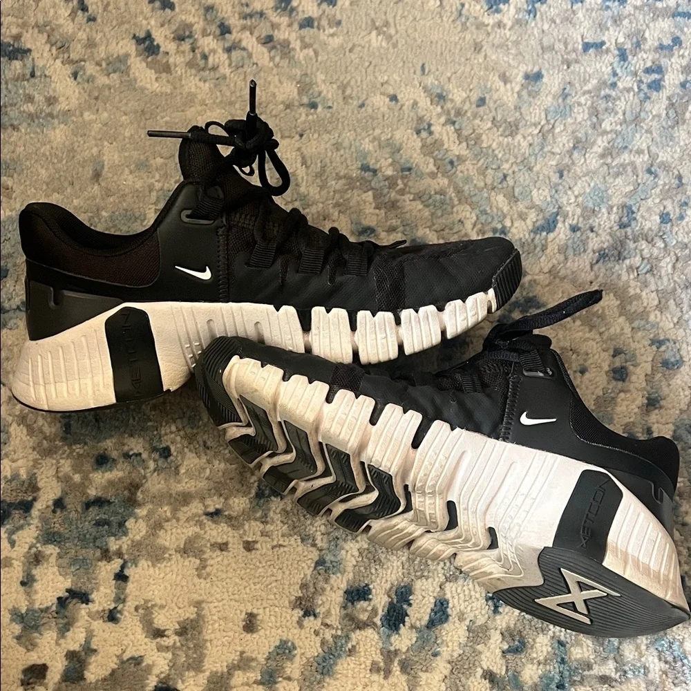 Women’s NIKE Free Metcon 5 - Picture 4 of 4